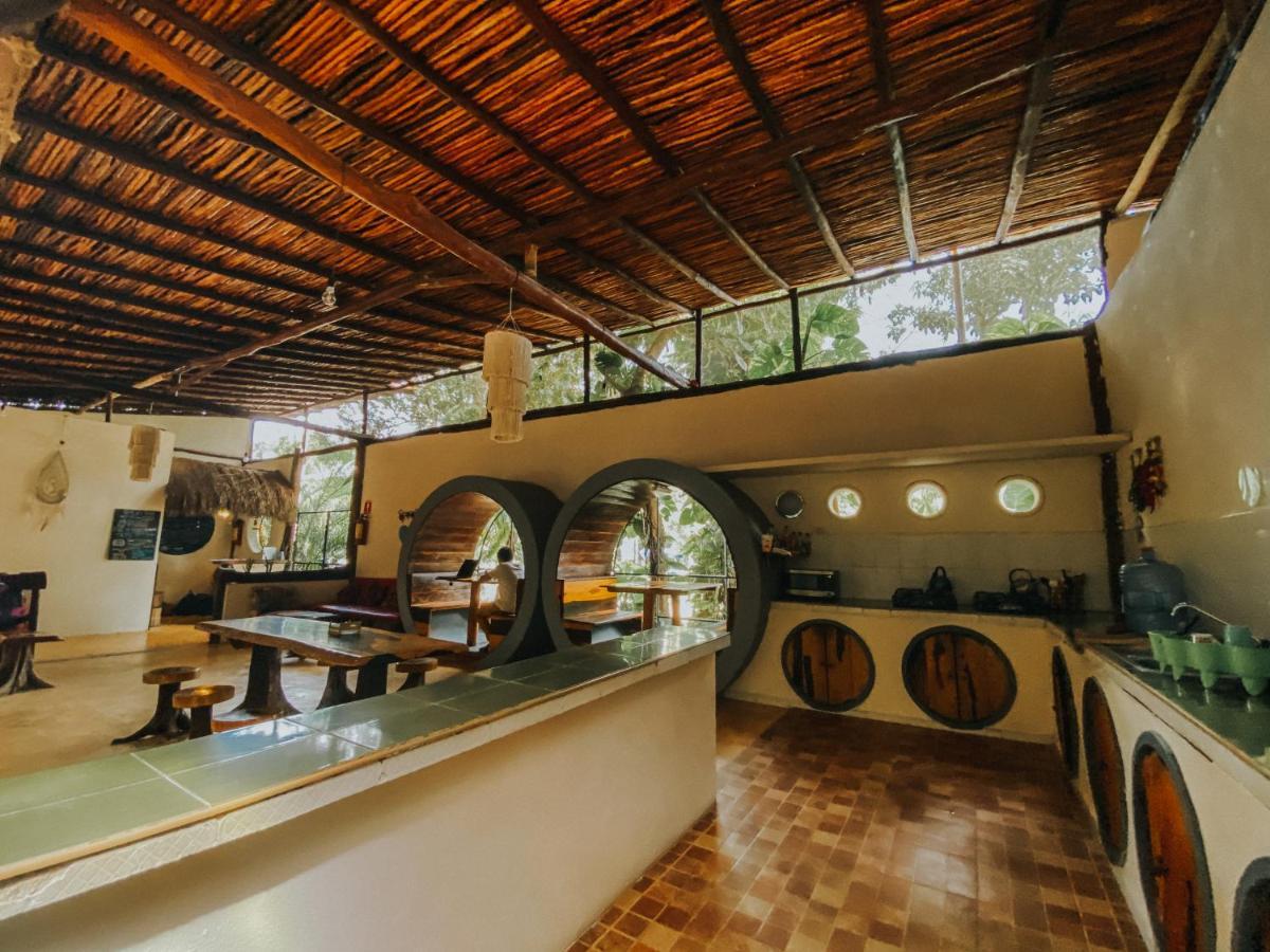 Hostal Mulut Tulum Exteriör bild